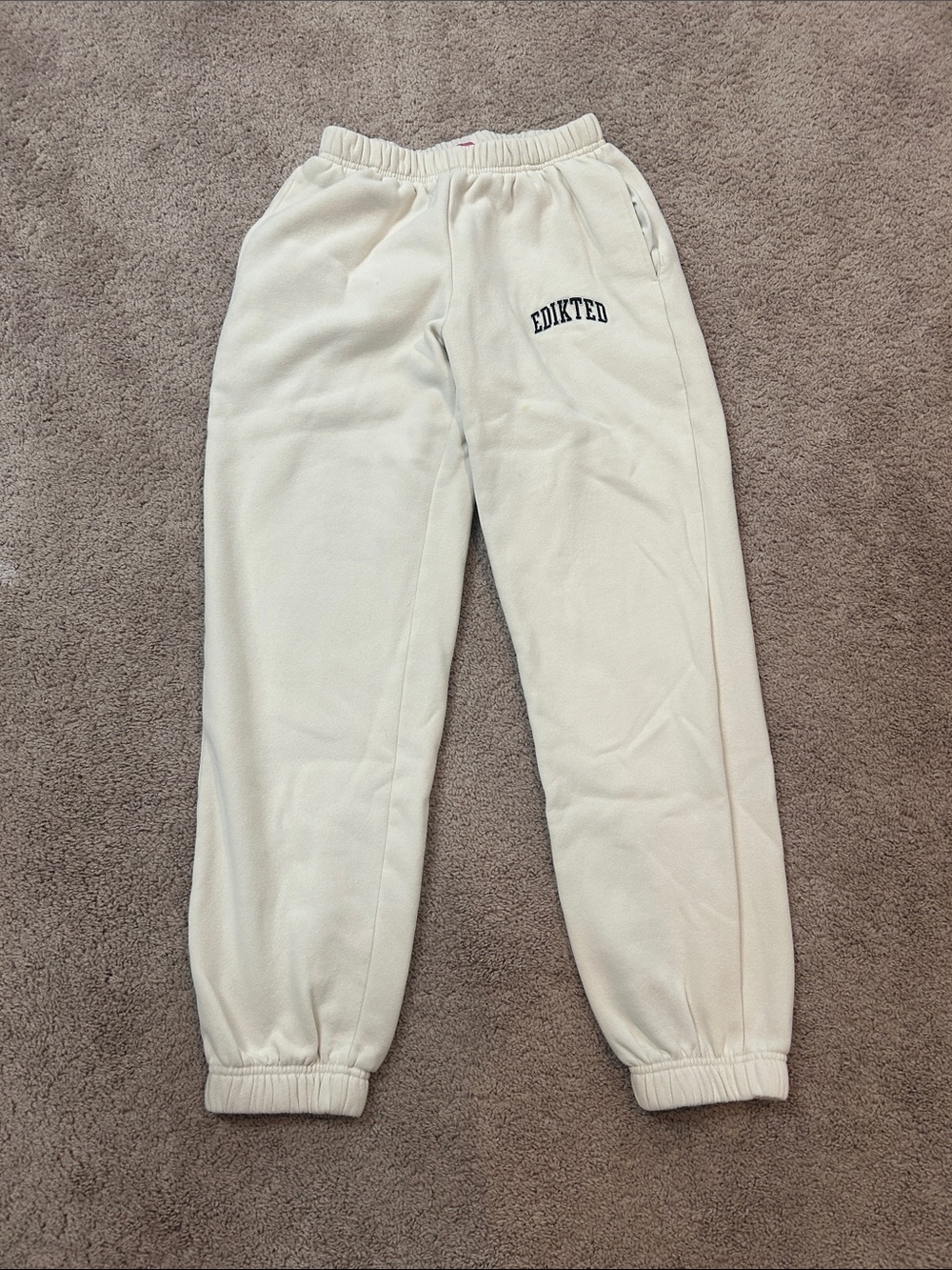 Edikted Babe Oversized Sweatpants size XS